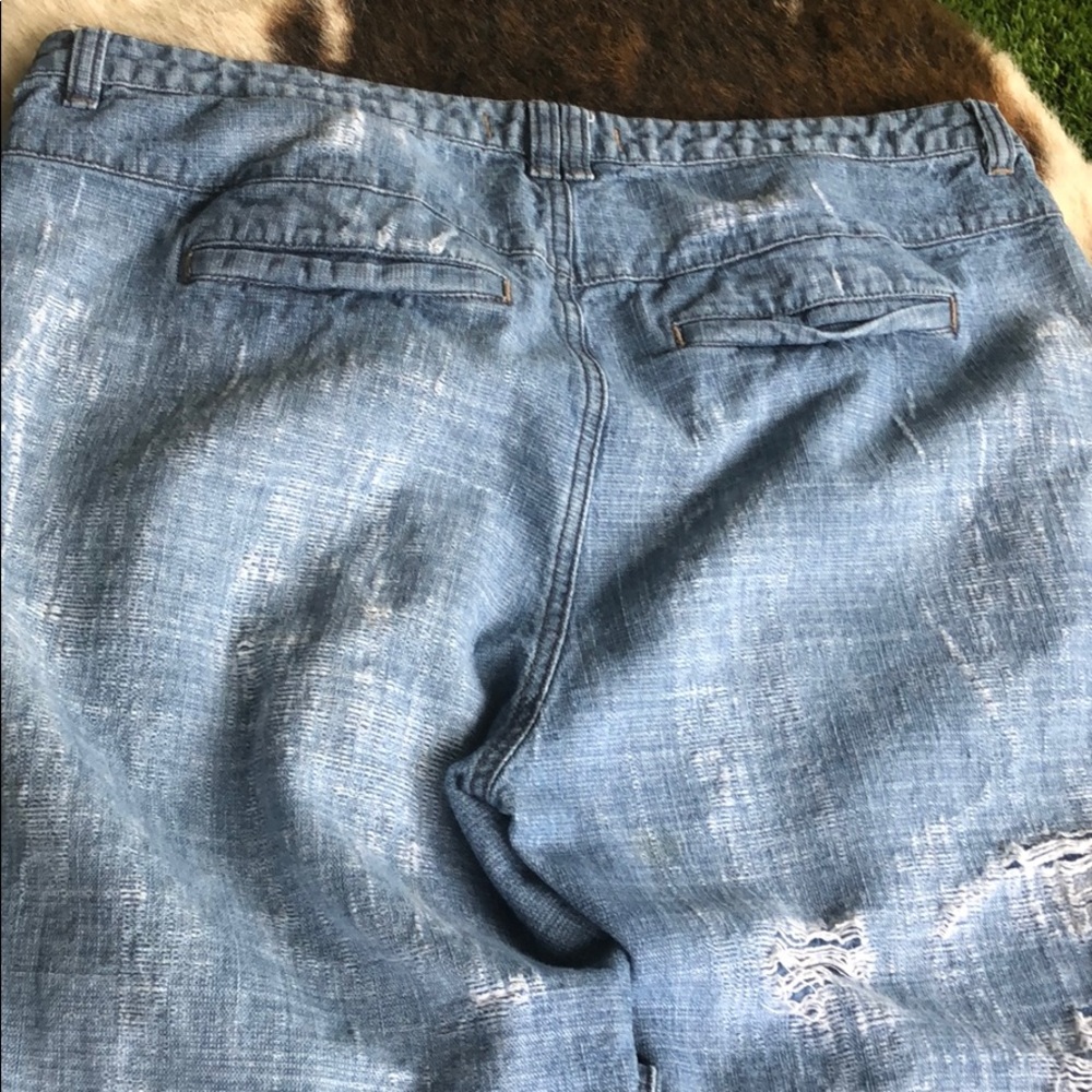 FREE PEOPLE Distressed Jeans- size 29 - Picture 6 of 7